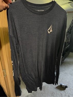 Volcom Men's Long Sleeve Logo Tee - Dark Gray with White Stone